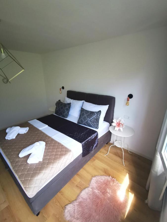 City Center Apartment Bravos Makarska Buitenkant foto